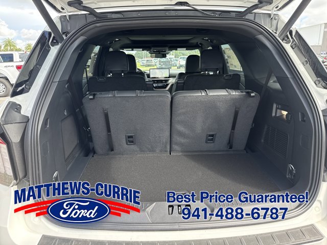 New 2026 Ford Explorer ST-Line w/ ST-Line Street Pack AWD/4WD image 14