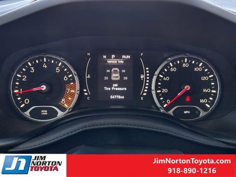 Used 2023 Jeep Renegade Latitude image 17