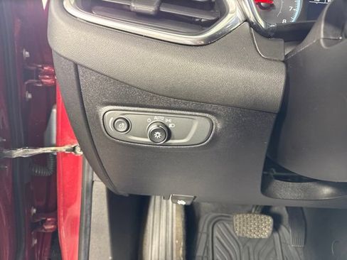 Used 2018 Chevrolet Equinox LT AWD/4WD image 19