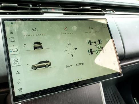 Used 2024 Land Rover Range Rover SE AWD/4WD image 38
