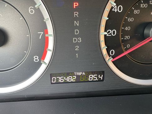 Used 2010 Honda Accord LX image 12