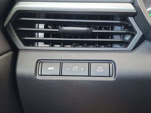 Used 2025 Nissan Altima 2.5 S FWD image 22