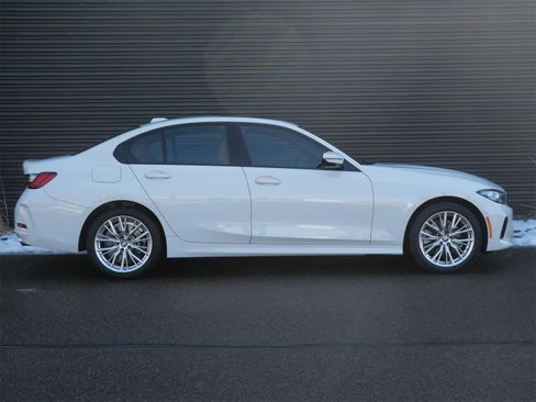 Used 2023 BMW 330i xDrive Sedan image 26