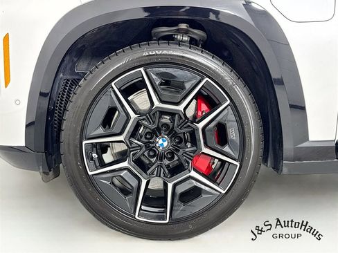 Used 2024 BMW XM AWD/4WD image 39