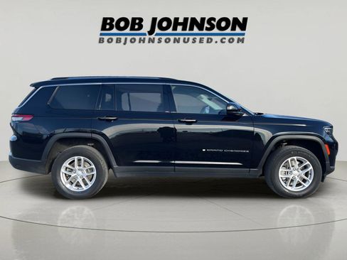 Used 2023 Jeep Grand Cherokee L Laredo image 8