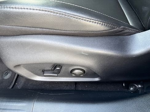 Used 2026 Jeep Compass Limited image 16