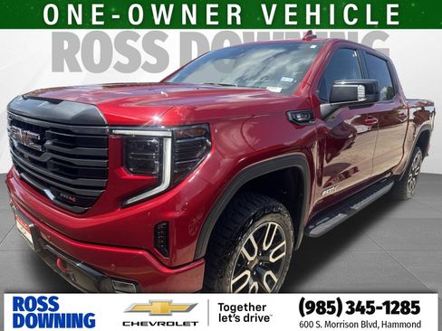 Used 2024 GMC Sierra 1500 AT4 w/ Technology Package AWD/4WD image 1