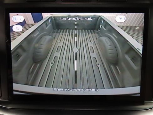 Used 2024 Ford F250 Platinum image 20