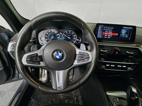Used 2017 BMW 530i RWD image 15