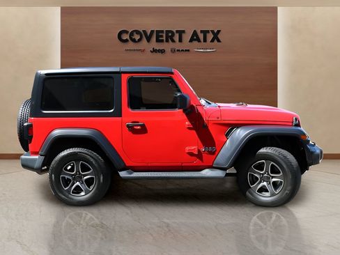 Used 2020 Jeep Wrangler Sport AWD/4WD image 6