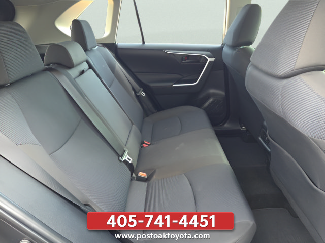 Used 2025 Toyota RAV4 LE AWD/4WD image 29
