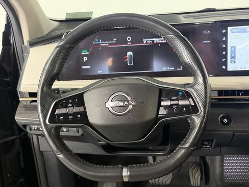 Used 2023 Nissan Ariya FWD image 14