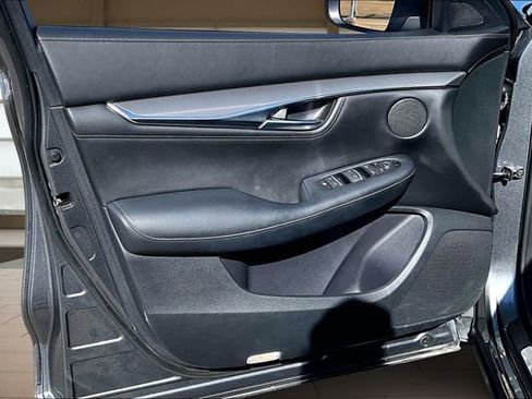 Used 2023 INFINITI QX55 Luxe w/ Cargo Package image 23