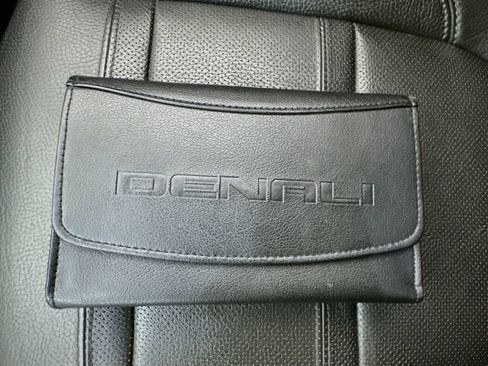 Used 2020 GMC Sierra 3500 Denali w/ Denali Ultimate Package AWD/4WD image 39