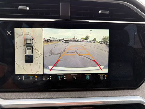 Used 2022 GMC Sierra 1500 Denali AWD/4WD image 24