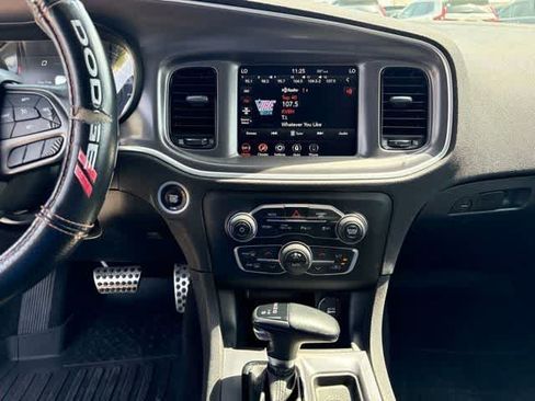 Used 2020 Dodge Charger R/T w/ Driver Convenience Group RWD image 19