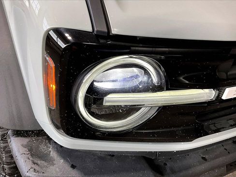 Used 2022 Ford Bronco Outer Banks w/ Sasquatch Package image 27