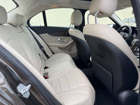 Used 2016 Mercedes-Benz C 300 4MATIC Sedan image 20
