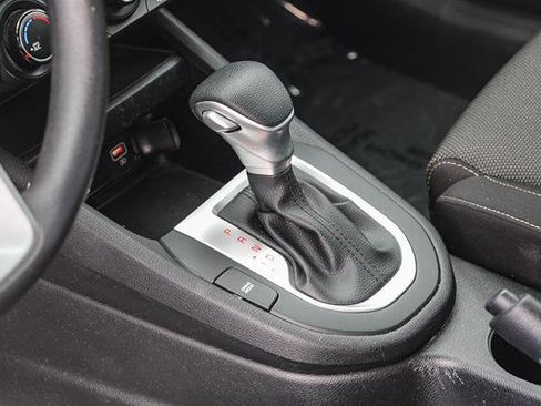 Used 2024 Kia Forte LXS w/ LXS Technology Package image 21