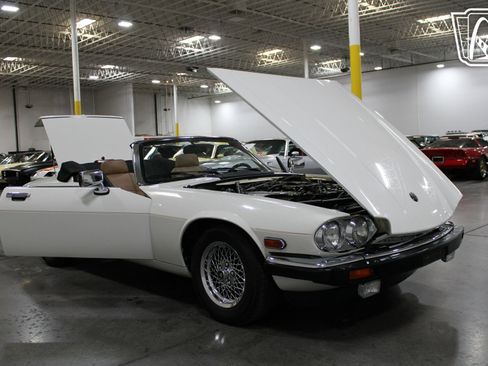 Used 1989 Jaguar XJS V12 Convertible RWD image 39