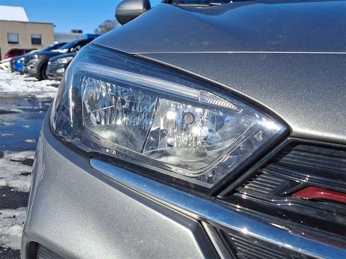 Used 2023 Buick Encore GX Select w/ Sport Touring Package image 9