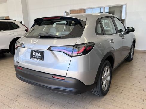 New 2025 Honda HR-V LX image 34
