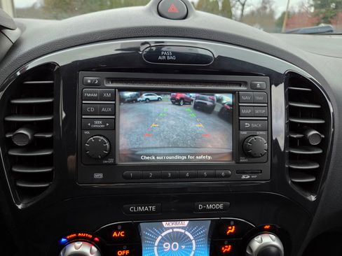 Used 2013 Nissan Juke SL image 15