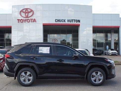 New 2025 Toyota RAV4 XLE image 23