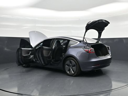 Used 2020 Tesla Model 3 Long Range AWD/4WD image 29