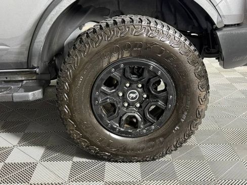 Used 2022 Ford Bronco Wildtrak AWD/4WD image 14