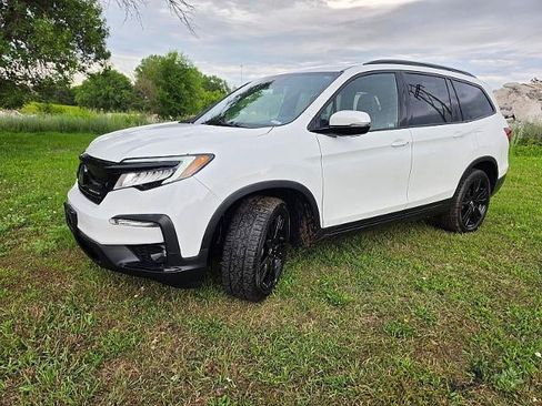 Used 2021 Honda Pilot Black Edition image 2