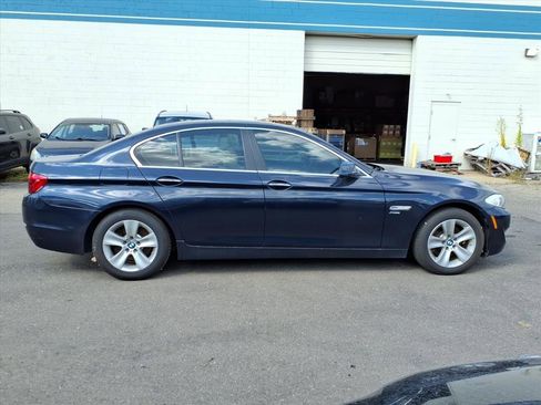 Used 2012 BMW 528i xDrive Sedan image 6