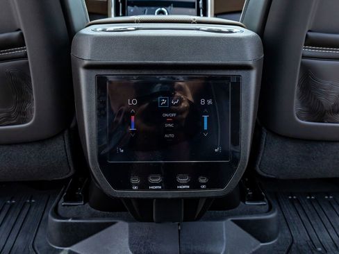 Used 2026 GMC Yukon Denali Ultimate w/ LPO, Floor Liner Package AWD/4WD image 34