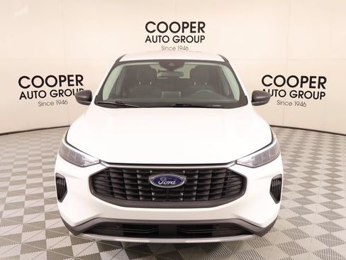 Used 2023 Ford Escape Active AWD/4WD image 9