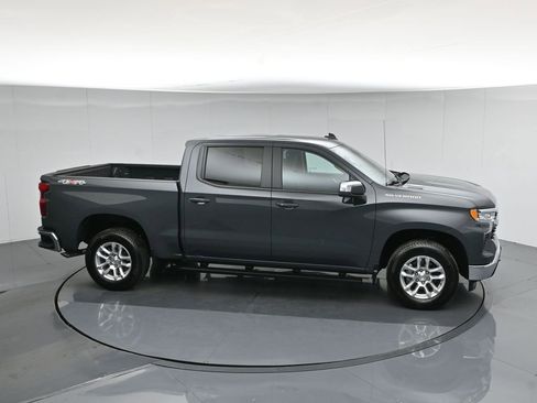 Used 2025 Chevrolet Silverado 1500 LT image 60