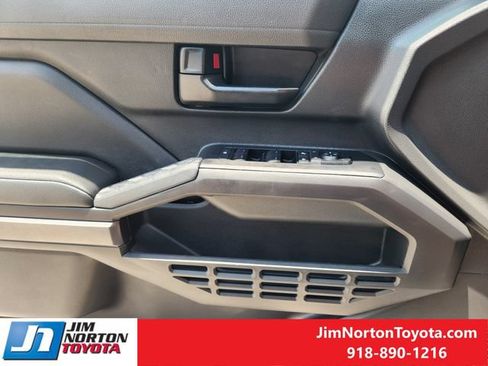 Used 2024 Toyota Tacoma SR5 AWD/4WD image 23