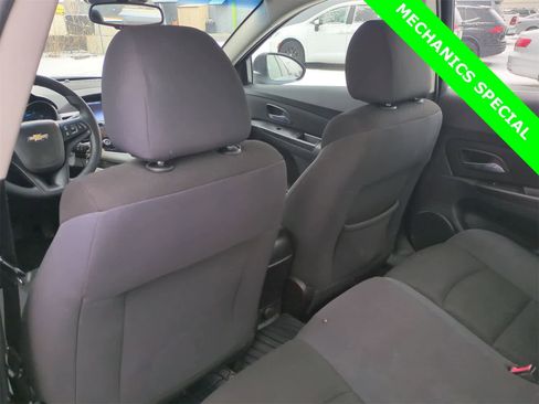 Used 2016 Chevrolet Cruze LT image 17