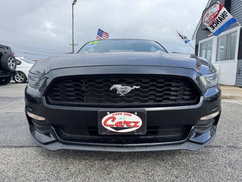 Used 2015 Ford Mustang Coupe RWD image 2
