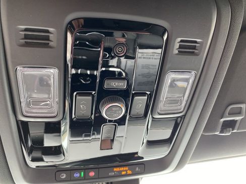New 2026 GMC Yukon Elevation AWD/4WD image 21