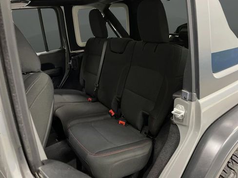 Used 2021 Jeep Wrangler Unlimited Rubicon image 28