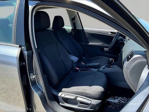 Used 2016 Volkswagen Jetta S FWD image 26