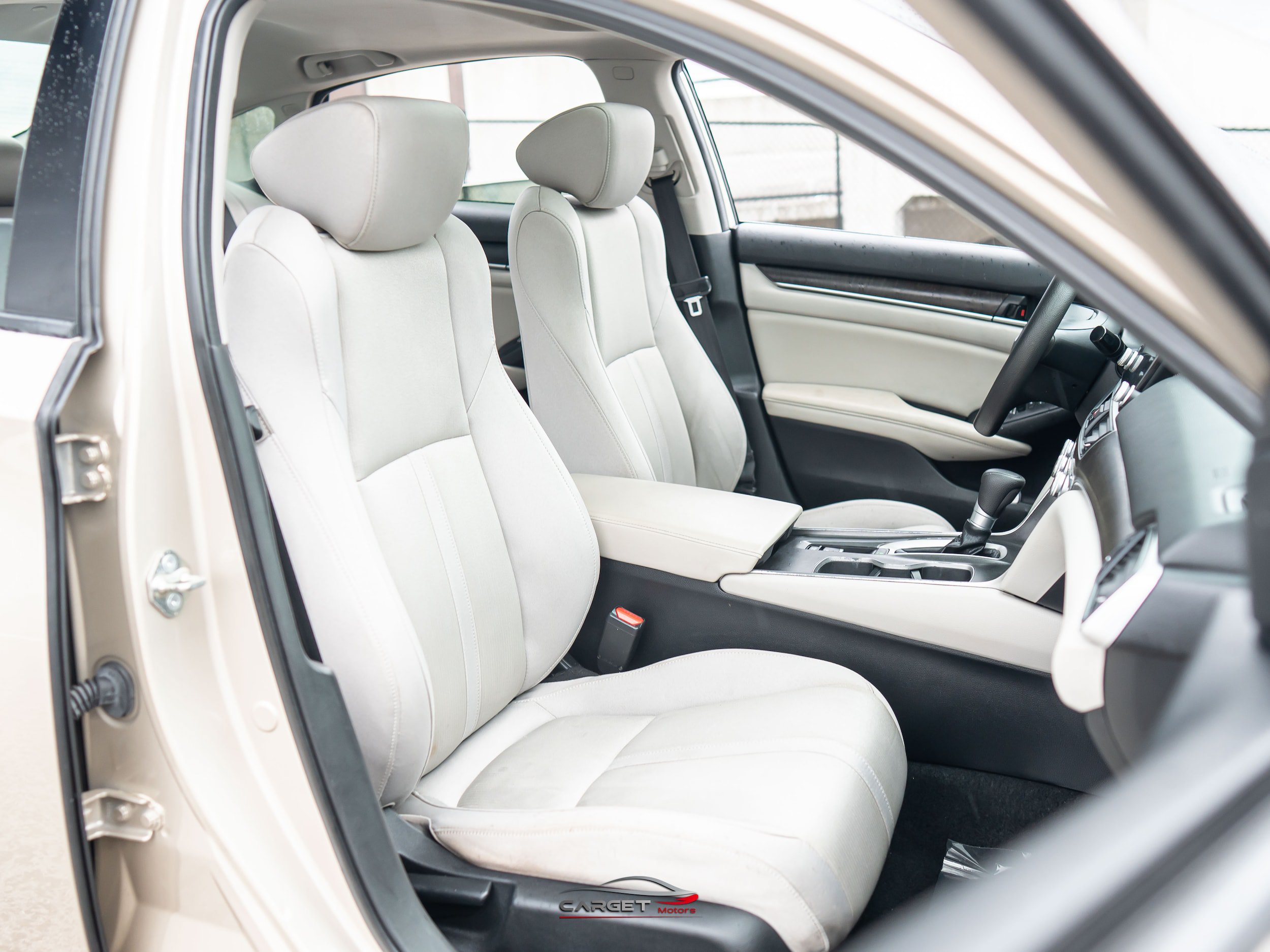Used 2020 Honda Accord EX image 17