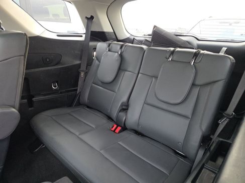 Used 2025 Ford Explorer Active w/ Active Comfort Package AWD/4WD image 19