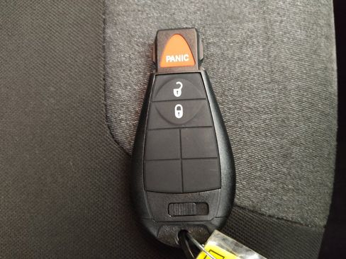 Used 2014 Jeep Cherokee Latitude FWD image 32