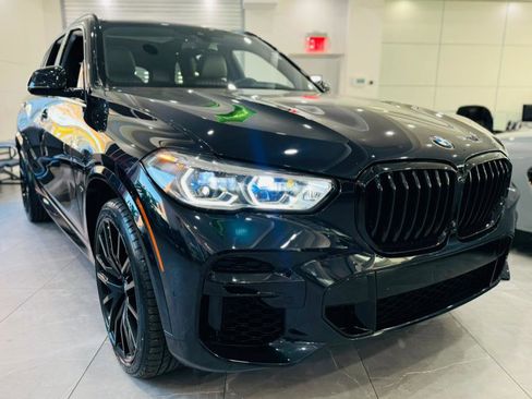 Used 2022 BMW X5 sDrive40i w/ M Sport Package image 11