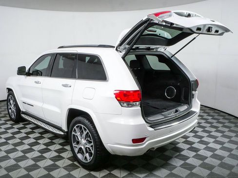 Used 2020 Jeep Grand Cherokee Overland RWD image 35