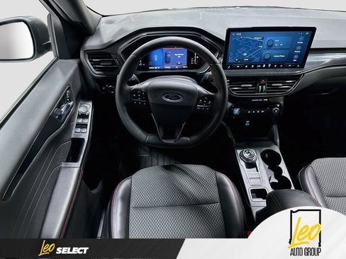 Used 2023 Ford Escape ST-Line w/ Tech Pack #1 AWD/4WD image 25