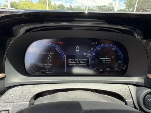 Used 2023 Toyota Crown AWD/4WD image 27
