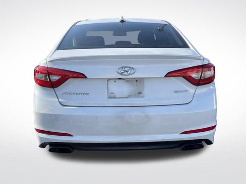 Used 2017 Hyundai Sonata Sport w/ Value Edition Package 02 FWD image 4