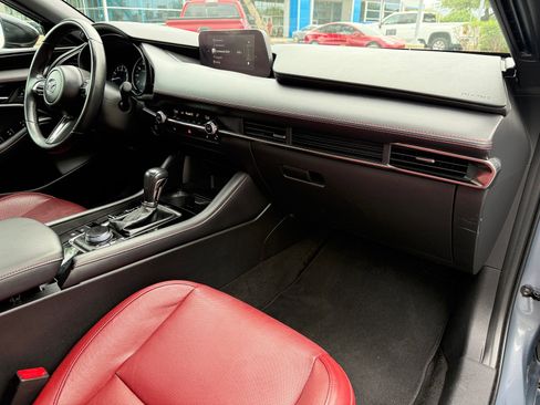 Used 2024 MAZDA MAZDA3 s image 28